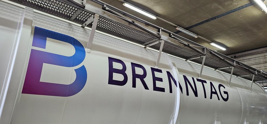 Brenntag Tankauflieger